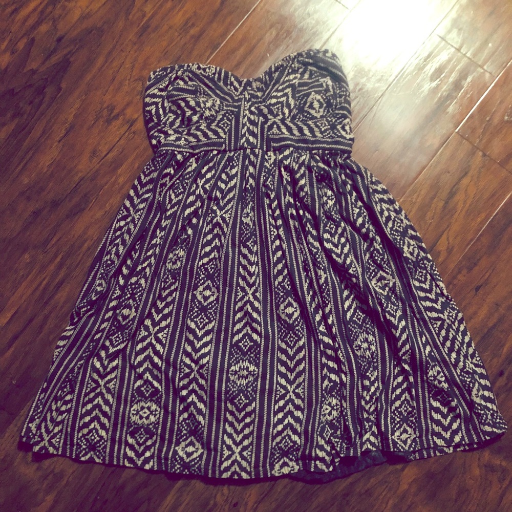 🧡4 for $17🧡 Billabong strapless dress